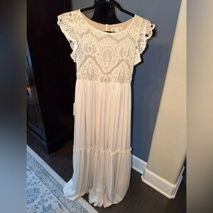 •Mia Joy Ivory Lace Bodice Maxi Dress•